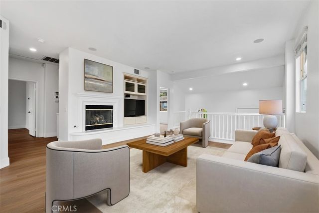 2302 N Chelsey Ct, Orange, CA 92867