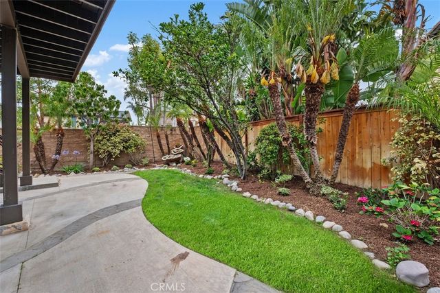 2302 N Chelsey Ct, Orange, CA 92867