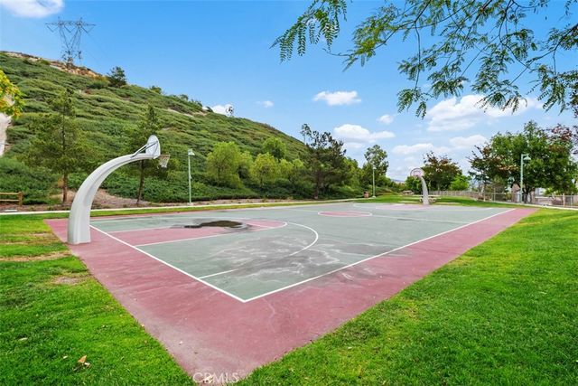 2302 N Chelsey Ct, Orange, CA 92867