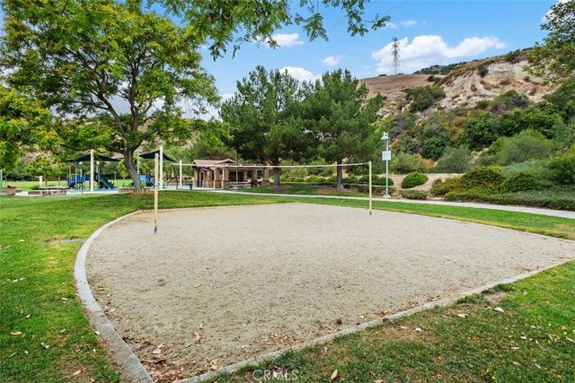 2302 N Chelsey Ct, Orange, CA 92867