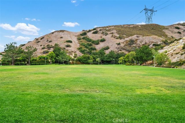 2302 N Chelsey Ct, Orange, CA 92867