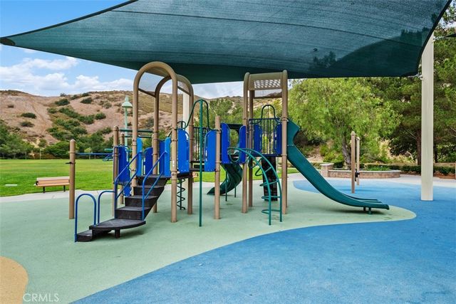2302 N Chelsey Ct, Orange, CA 92867