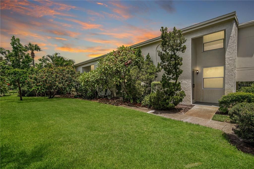 4201 LA PALMA COURT, Tampa, FL 33611