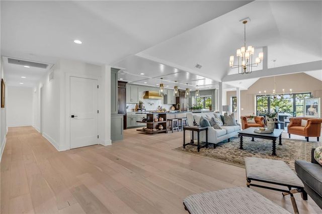 12811 W 71st Street, Shawnee, KS 66216