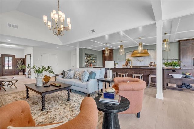 12811 W 71st Street, Shawnee, KS 66216