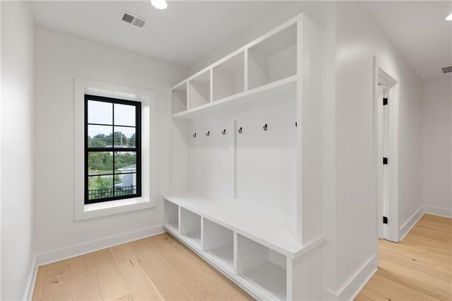 12811 W 71st Street, Shawnee, KS 66216