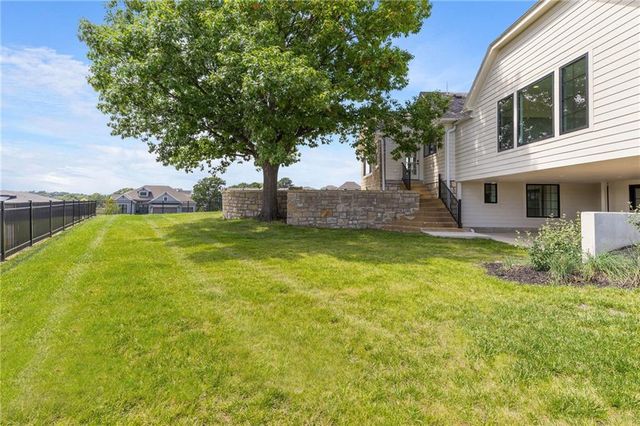 12811 W 71st Street, Shawnee, KS 66216