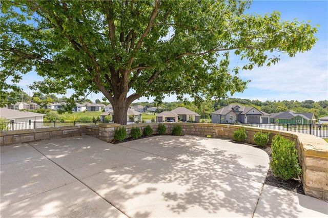 12811 W 71st Street, Shawnee, KS 66216