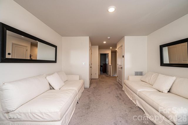 1901 Prosperity Drive G, Newton, NC 28658