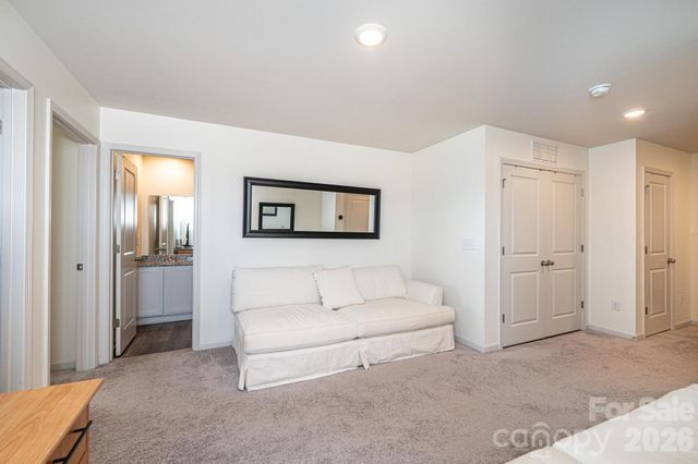 1901 Prosperity Drive G, Newton, NC 28658