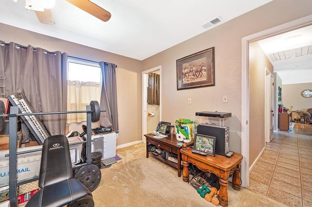 1071 Hollingsworth Dr, Lincoln, CA 95648