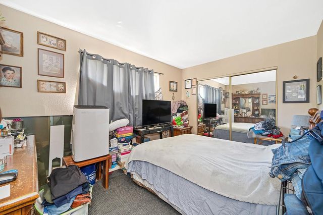 1071 Hollingsworth Dr, Lincoln, CA 95648