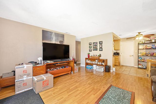 1071 Hollingsworth Dr, Lincoln, CA 95648