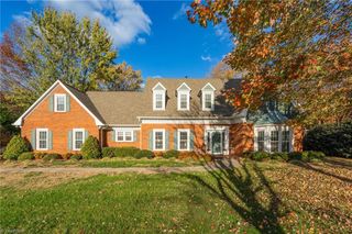 255 Weatherfield Lane, Kernersville, NC 27284