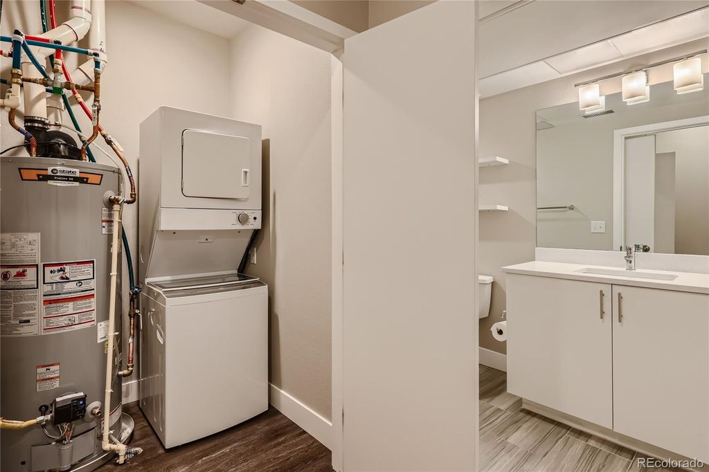 Image 20 of property listing at 2374 S University Boulevard 303, Denver, CO 80210