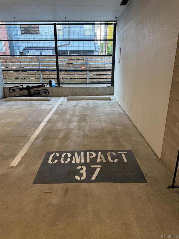 Image 29 of property listing at 2374 S University Boulevard 303, Denver, CO 80210
