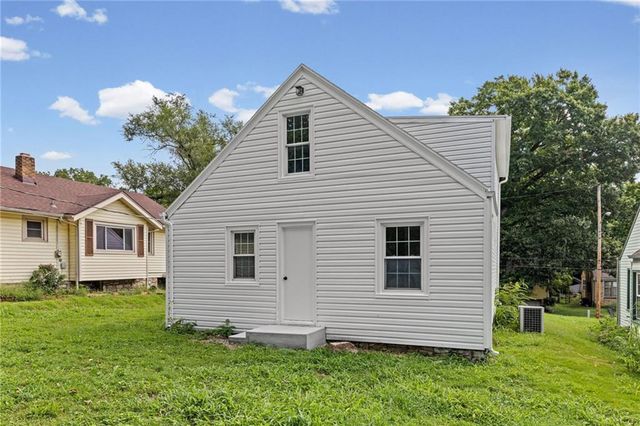 2630 N 22nd Street, Kansas City, KS 66104