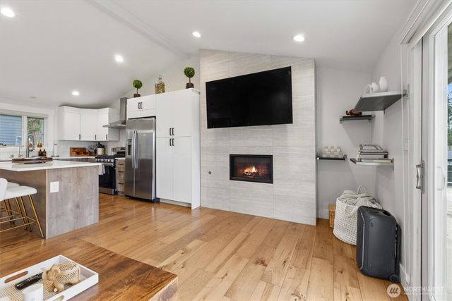 2000 NE 27th Street, Renton, WA 98056