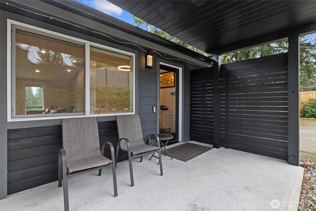 2000 NE 27th Street, Renton, WA 98056