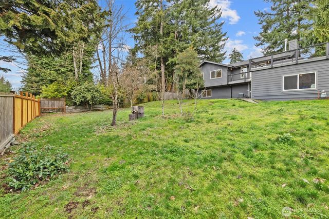 2000 NE 27th Street, Renton, WA 98056