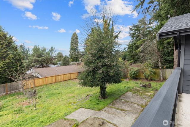 2000 NE 27th Street, Renton, WA 98056