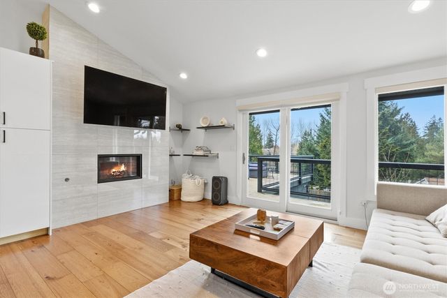 2000 NE 27th Street, Renton, WA 98056