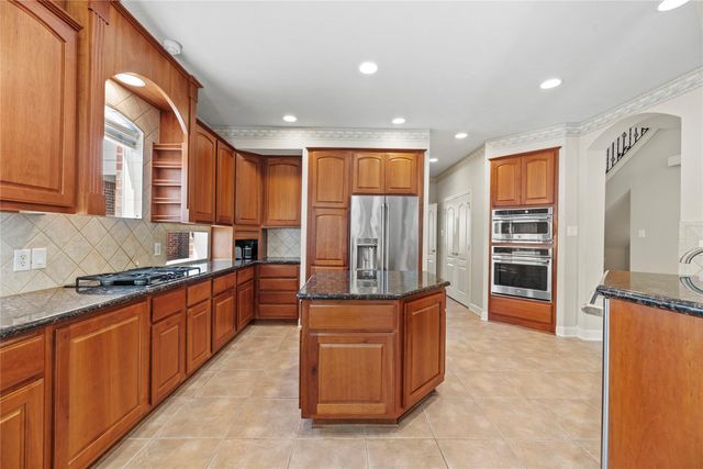 11 Bentley Park Court, Houston, TX 77070