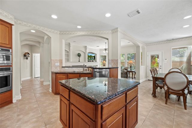 11 Bentley Park Court, Houston, TX 77070