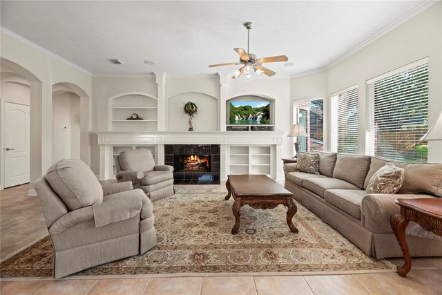 11 Bentley Park Court, Houston, TX 77070