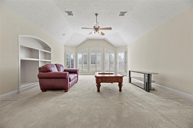 11 Bentley Park Court, Houston, TX 77070