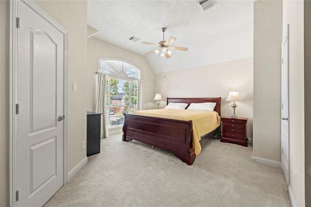 11 Bentley Park Court, Houston, TX 77070