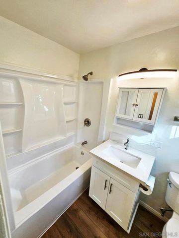 520 Glover Ave, Chula Vista, CA 91910