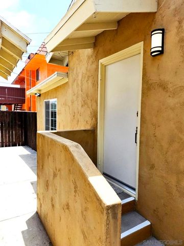 520 Glover Ave, Chula Vista, CA 91910