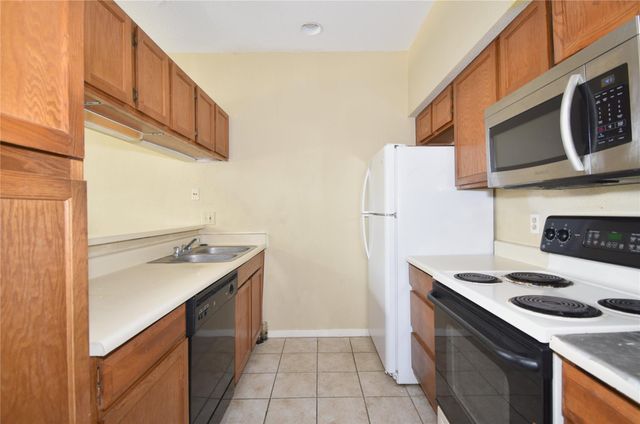 8055 Cambridge Street 29, Houston, TX 77054
