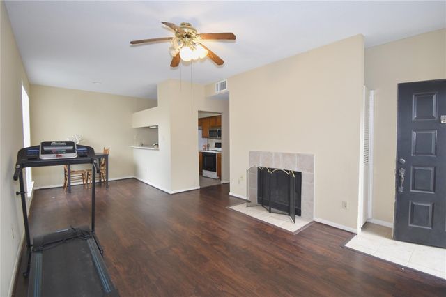 8055 Cambridge Street 29, Houston, TX 77054