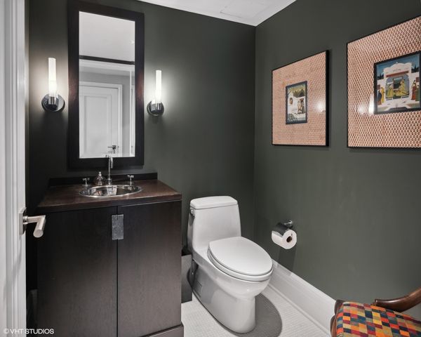 161 E CHICAGO Avenue 49A, Chicago, IL 60611