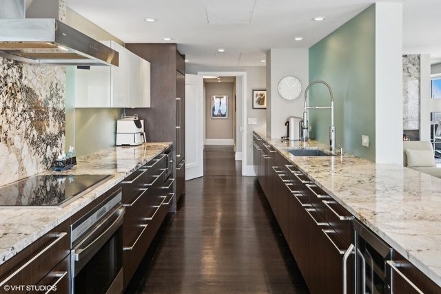 161 E CHICAGO Avenue 49A, Chicago, IL 60611