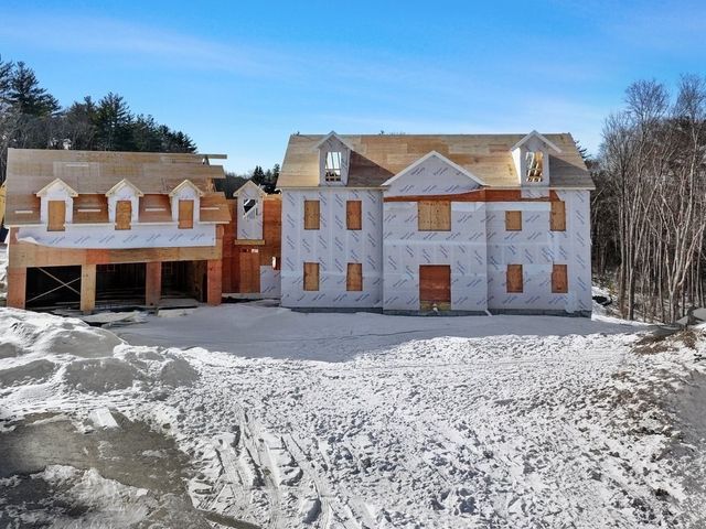 40 Lincoln Street, Hopkinton, MA 01748