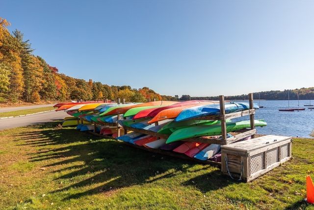 40 Lincoln Street, Hopkinton, MA 01748