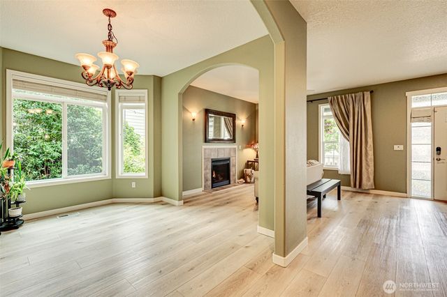 196 Raspberry Lane, Woodland, WA 98674