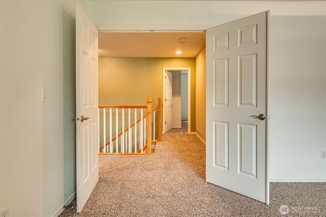 196 Raspberry Lane, Woodland, WA 98674