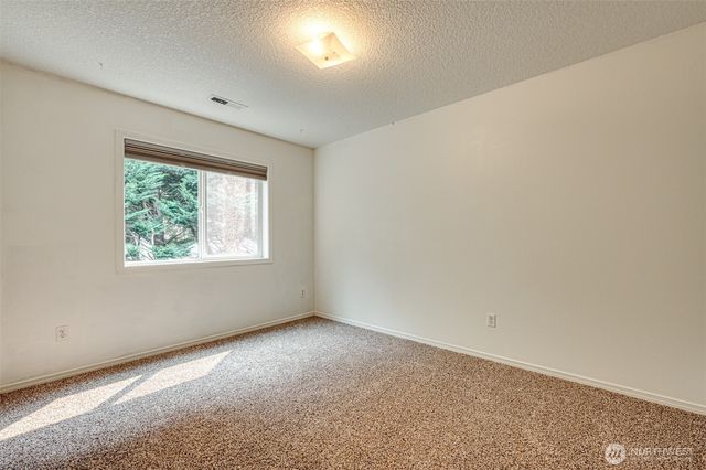 196 Raspberry Lane, Woodland, WA 98674
