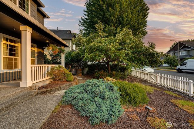 196 Raspberry Lane, Woodland, WA 98674
