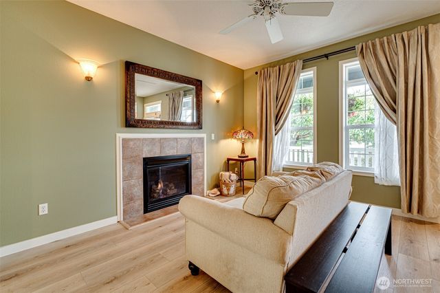 196 Raspberry Lane, Woodland, WA 98674
