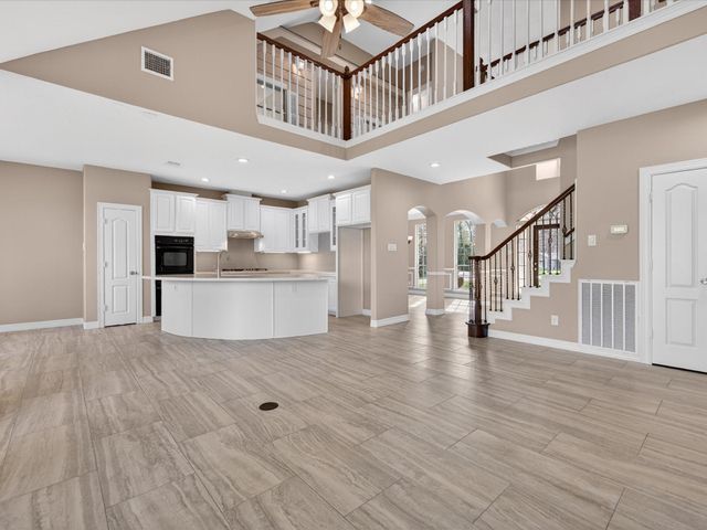 905 Carriage Hills Boulevard, Conroe, TX 77384