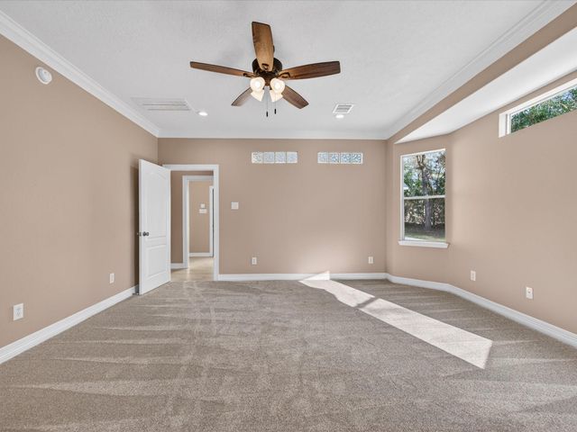 905 Carriage Hills Boulevard, Conroe, TX 77384