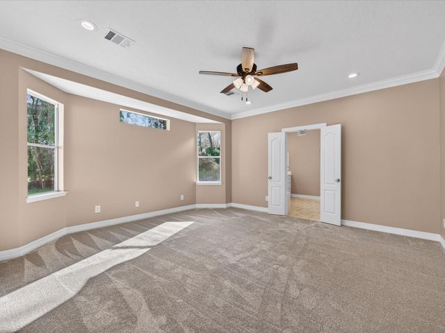 905 Carriage Hills Boulevard, Conroe, TX 77384