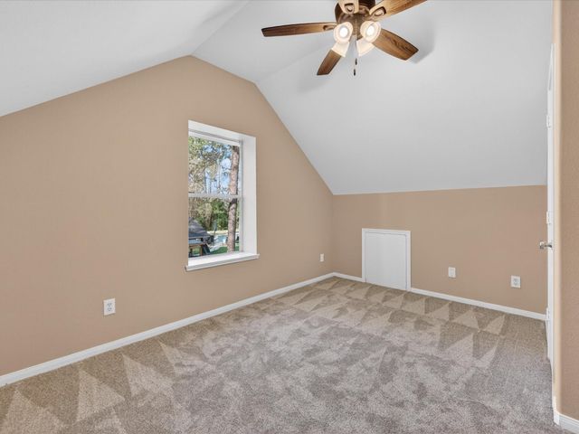 905 Carriage Hills Boulevard, Conroe, TX 77384