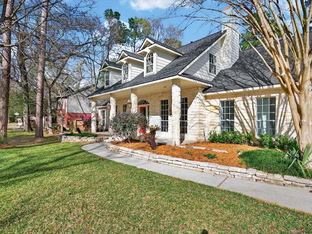 905 Carriage Hills Boulevard, Conroe, TX 77384