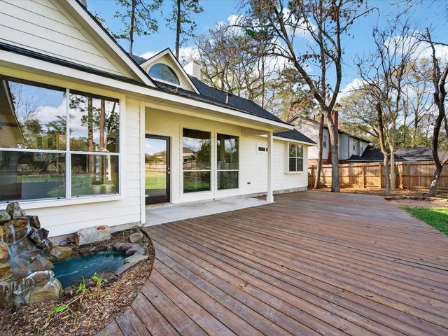 905 Carriage Hills Boulevard, Conroe, TX 77384